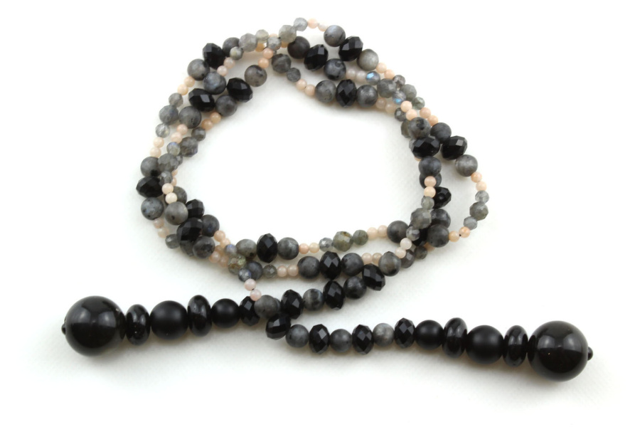 Bijou lariat Mystique en Onyx et Labradorite – Énergie Sombre et Envoûtante