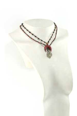 Choker talisman en pierre de pyrite et bois de Redheart