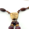 Collier haute couture en bois sculpté