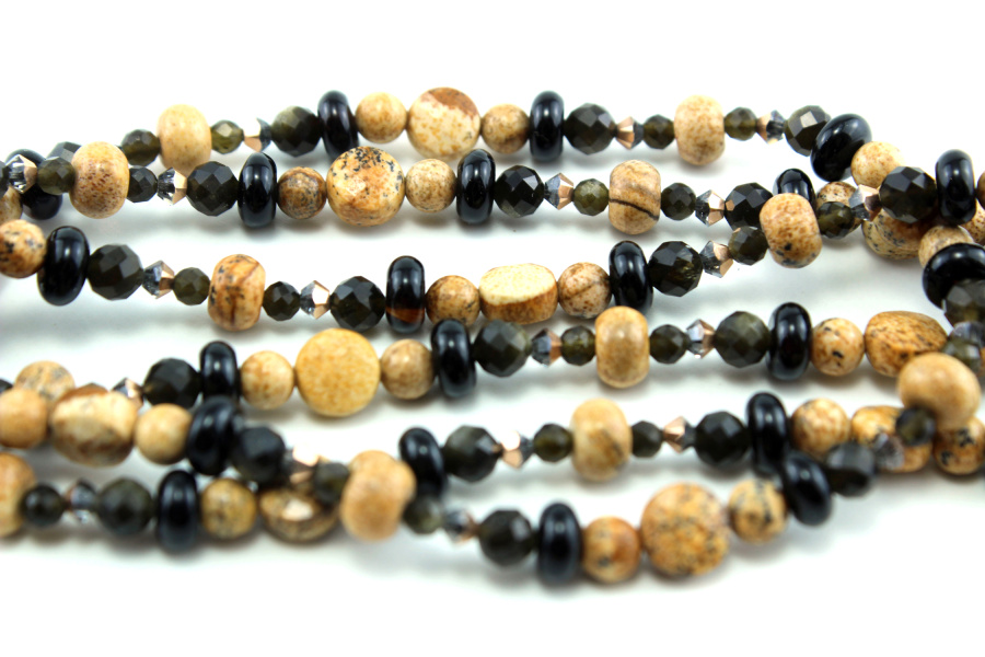 Collier Lavallière yogi en bois sculpté