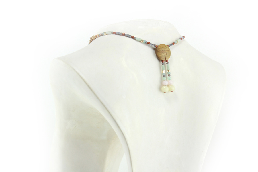 Collar gargantilla de madera de Palo Santo y Morganita