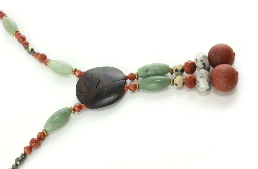 collar gargantilla étnico de madera y perlas