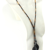 Collier intemporel en perles naturelles & gouttes d’Obsidienne
