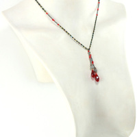 Collier lariat en Cristal rouge envoûtant & Labradorite – Elégance obscure