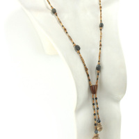 Lavallière Violette à Zanzibar