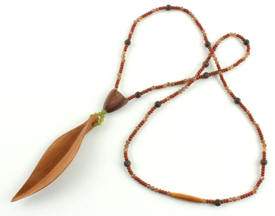Sautoir en Bois exotique & perles naturelles - Bijou unique fait main