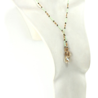 Leuchtende Perlen- und Kristallkette – Ein raffinierter Glanz