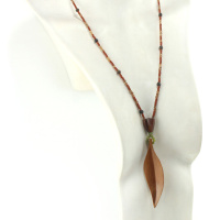 Sautoir en Bois exotique & perles naturelles