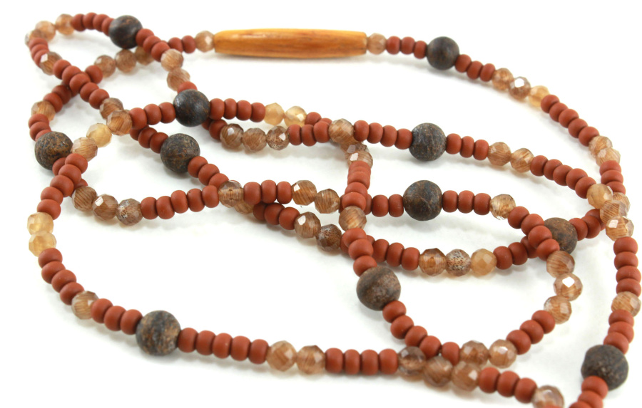 Sautoir en Bois exotique & perles naturelles