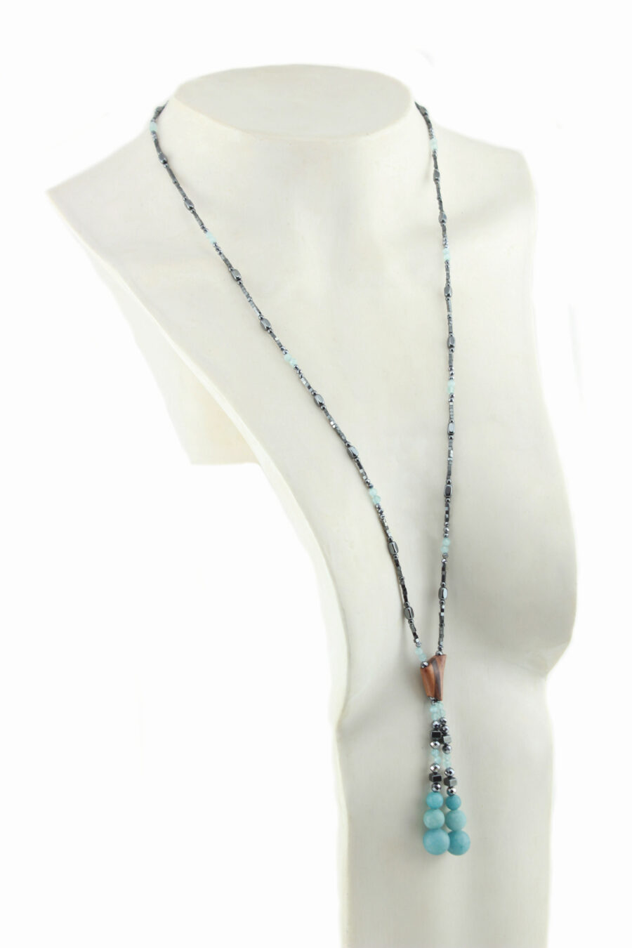 Elégant collier sautoir, magnétique en bois et perles naturelles