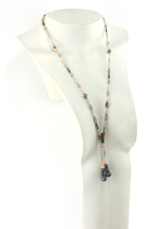 Sautoir organique en bois de Palissandre et perles de Kyanite
