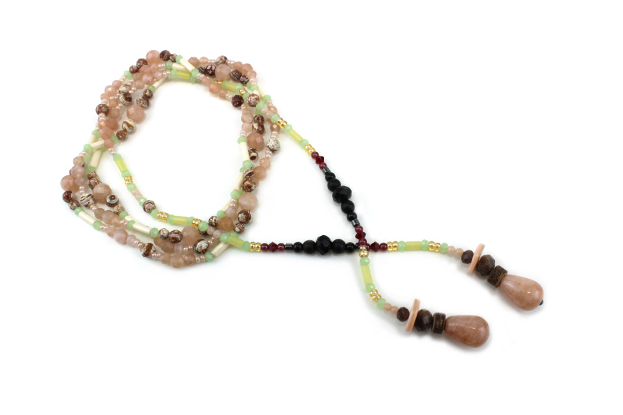 Hochzeitskette aus feinen Naturperlen – Bohème und zeitlose Eleganz