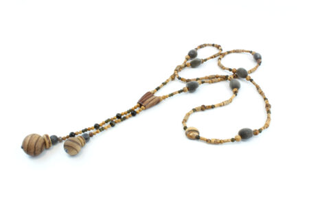 Lavallière Violette à Zanzibar