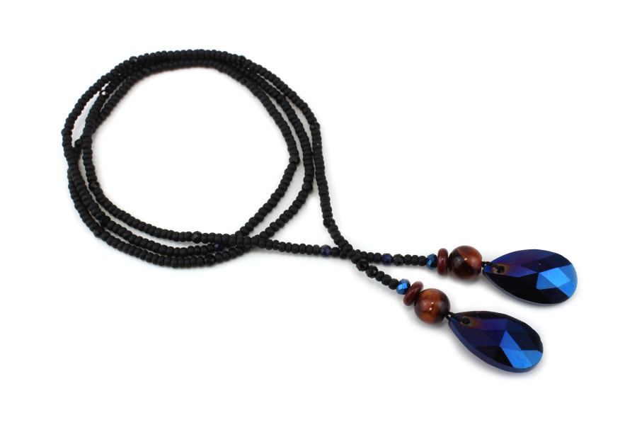 Lasso Dark Magnétique en Perles naturelles