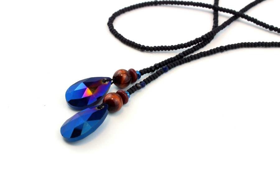 Lasso Dark Magnétique en Perles naturelles